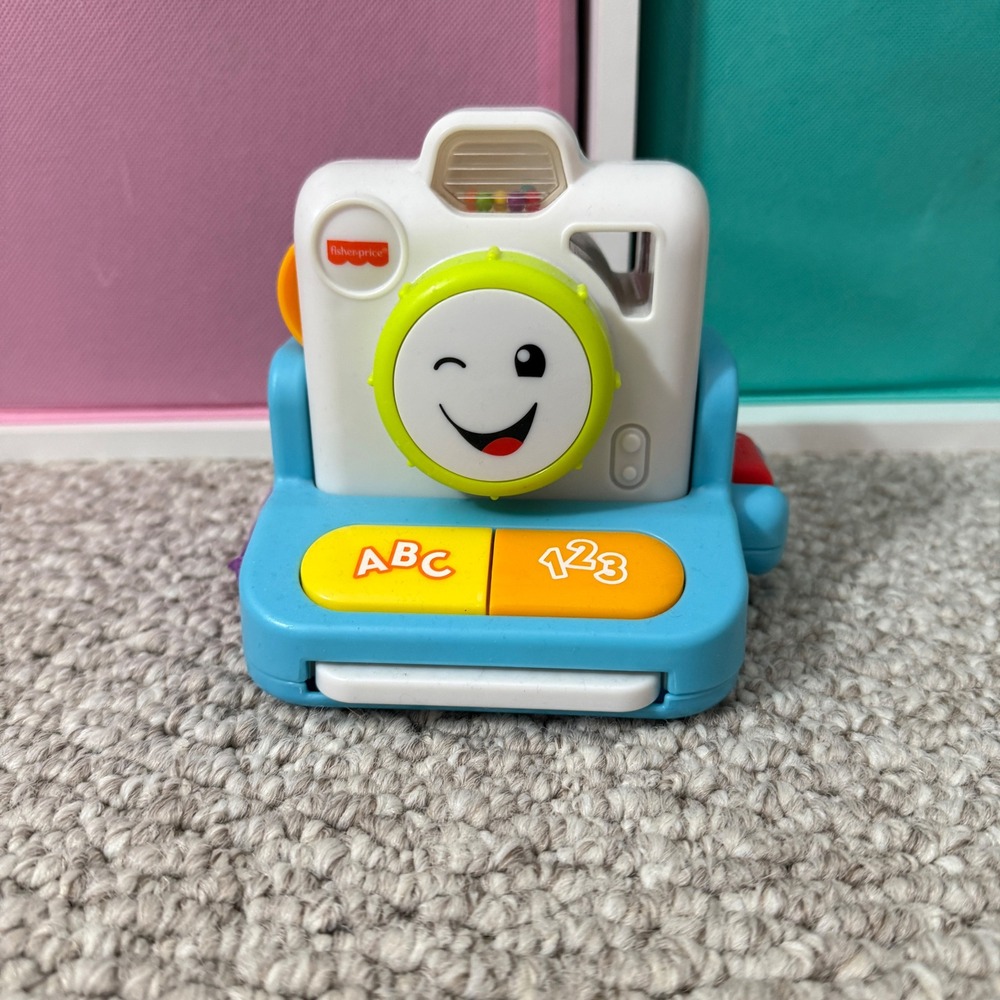 Fisher-Price Laugh & Learn Click & Learn Instant Camera Musical Toy